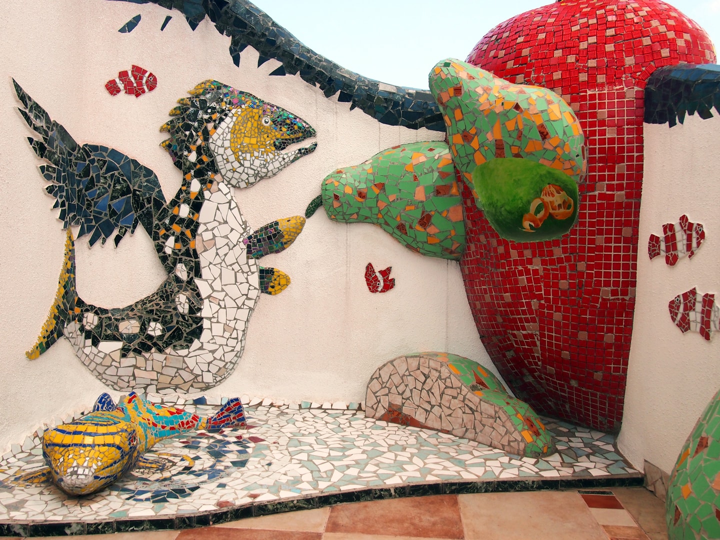 Katarma large mosaic iguana sculpture